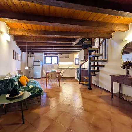 Casa Del Borgo Valpolicella شقة سان بيترو في كاريانو